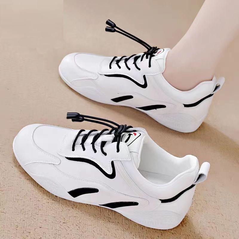 White Shoes for Women In Autumn New Korean Style Versatile Casual Soft Sole Leather Sports Shoes for Women Wearing Dad Shoes for Women At Work