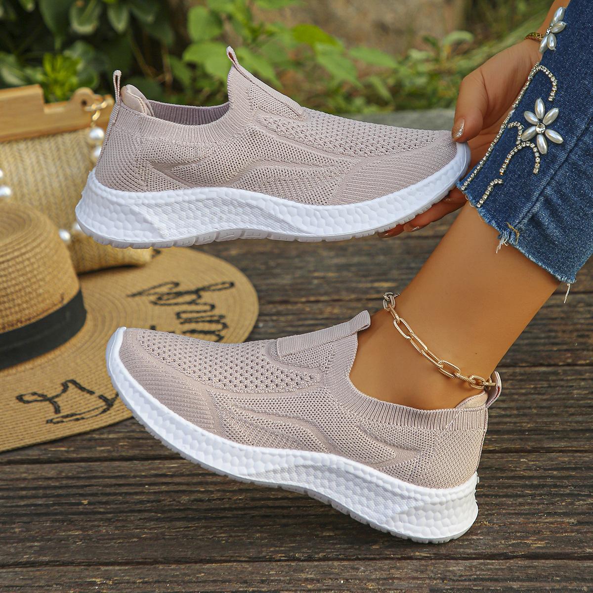 

2025 women s new spring and summer mesh breathable sneakers cover feet and pedal lazy walking shoes mother shoes 41 розовый