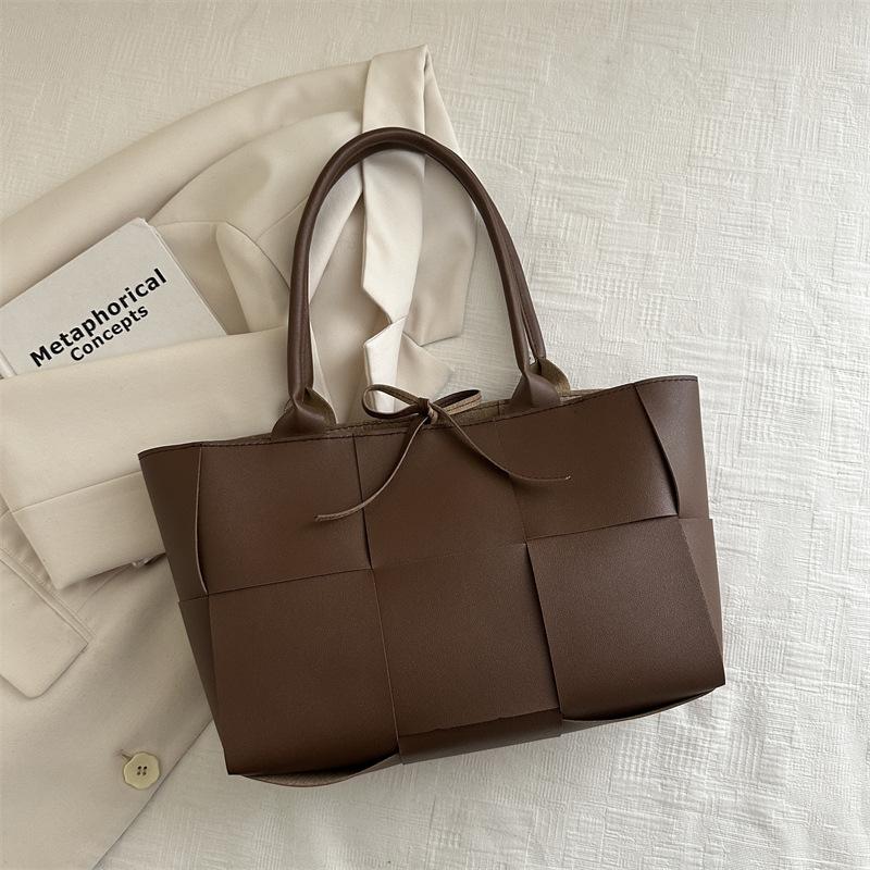 Women's Autumn and Winter New Versatile Two-piece Fashion Design Foreign Style Large Capacity Shoulder Portable Tote Bag