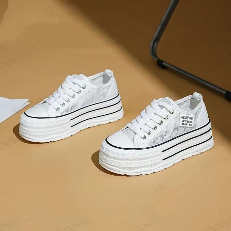 Summer Thick-soled Mesh Breathable Flat-bottomed White Sneakers Are Lightweight and Casual Women's Shoes
