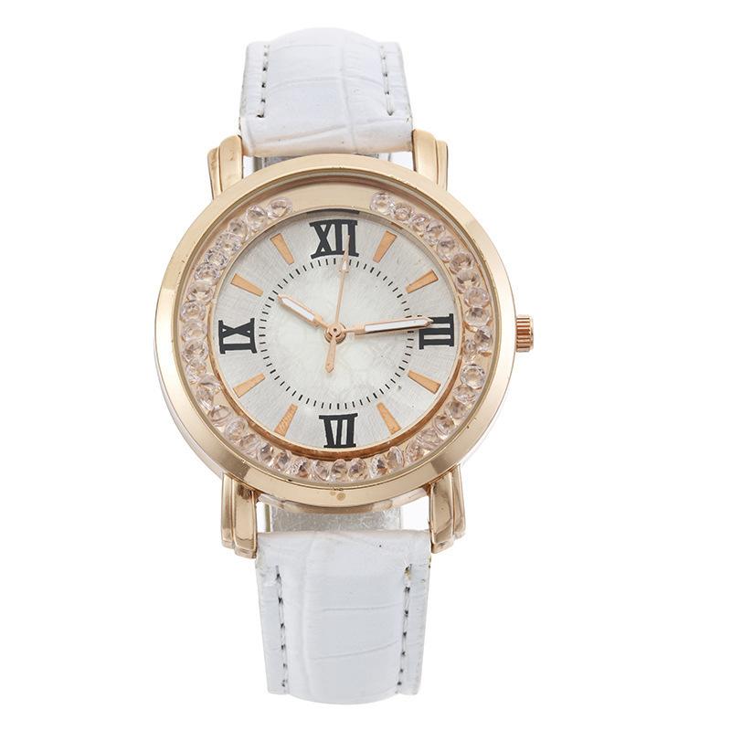 Women's Quicksand Beads Flowing Crystal Belt Leisure Quartz Watch
