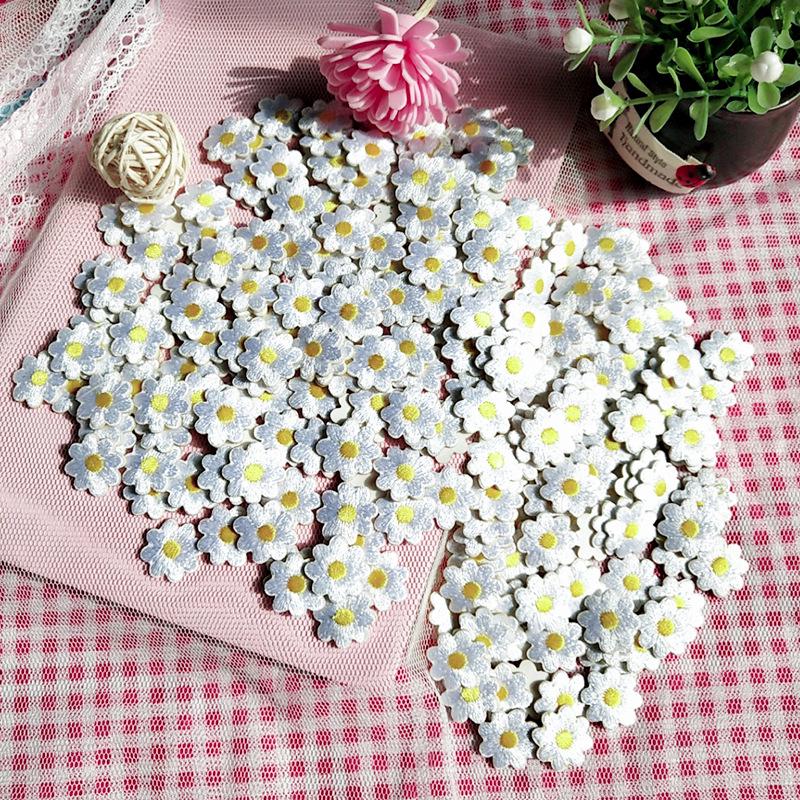 Na Yang Cute Self-Adhesive Flower Embroidered Patches for Phone Cases