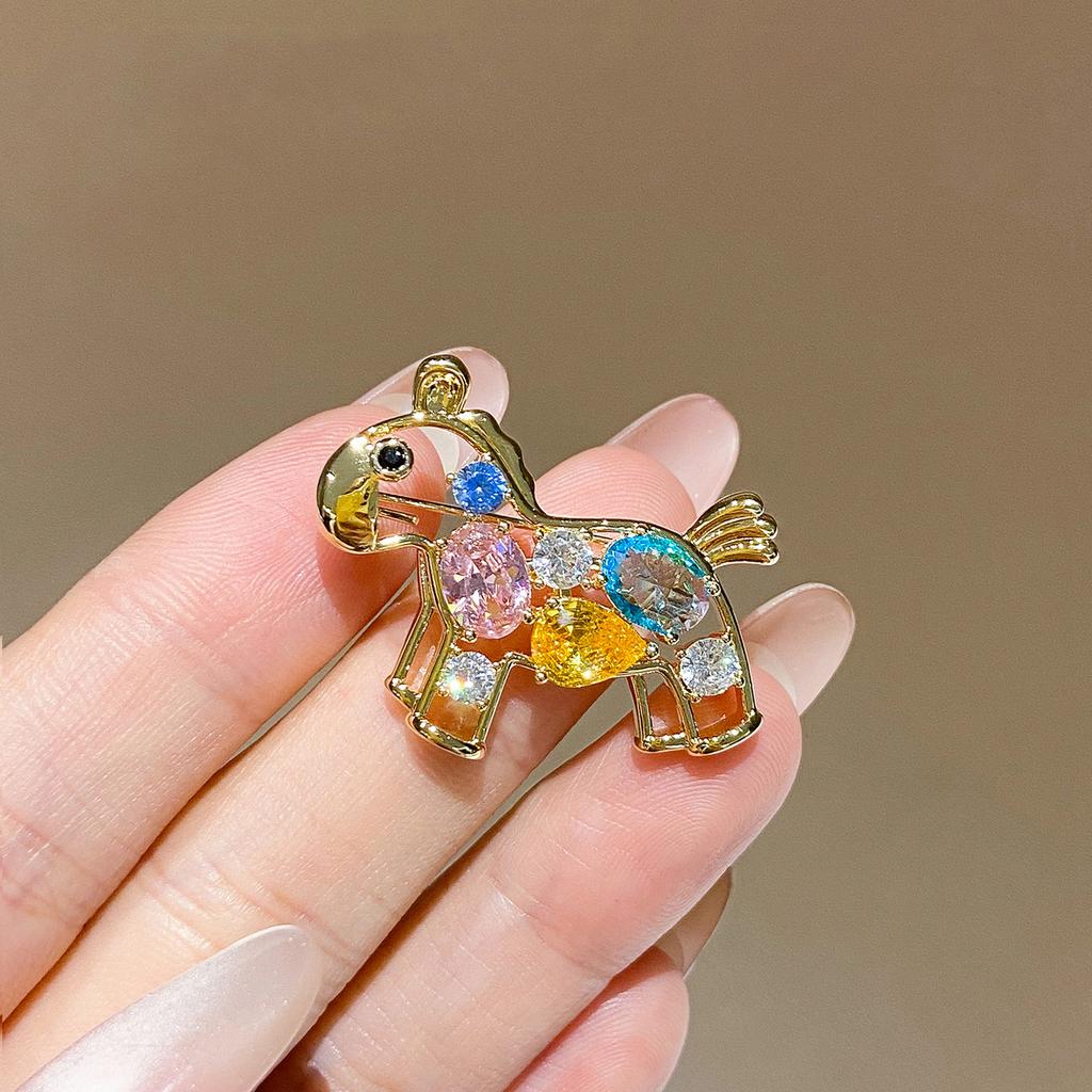 Get Rich Right Away, Alloy Year of the Horse Brooch, Light Luxury Women's Pin, Fashion Natal Year Brooch Jewelry