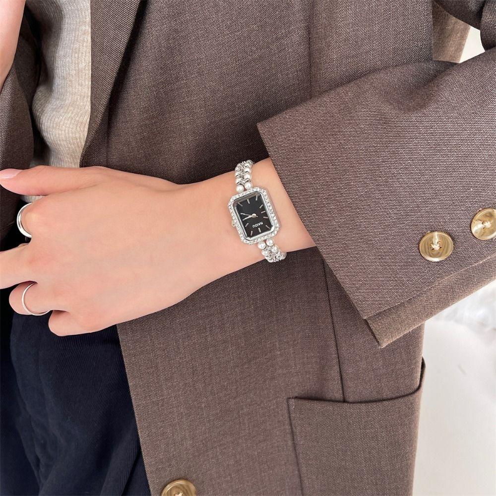 Chain Strap Pearl Studded Watch Luxury Women's Wristwatches New Quartz Watch  Gifts