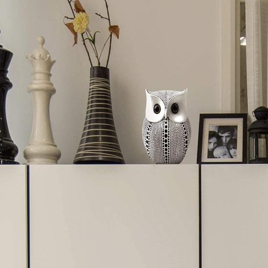 Nowoczesna, elegancka figurka żywiczna przedstawiająca sową szczęścia, zestaw 1 sztuk