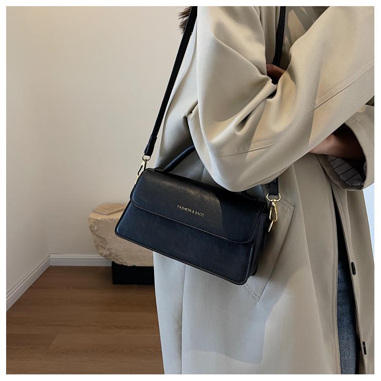 Dámská retro malá čtvercová kabelka 2024 - Nová podzimní/zimní móda, Jednoramenní crossbody taška