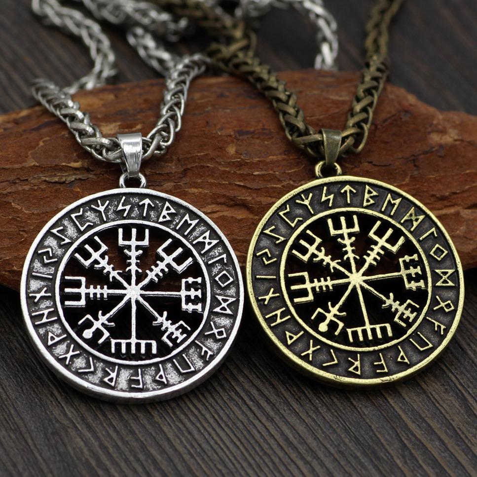 Nordic Viking Runes Compass Pendant Necklace - Men's Trendy Accessory