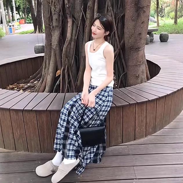 

Женская летняя юбка миди А-силуэта с плиссировкой, высокой талией и цветными блоками в стиле ретро, 2025 XL (Premium Version) синий