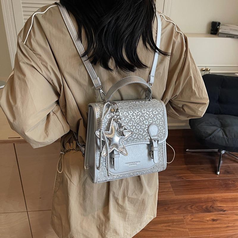 Backpack Women's Fashion Versatile Niche Leisure Student Class School Bag Trend Lightweight Travel Backpack
