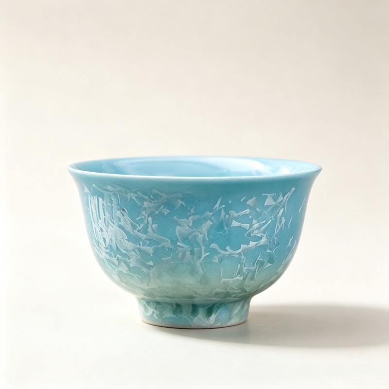 Exquisite Crystalline Glaze Ceramic Tea Cup Set - Gongfu Style for Elegant Tea Tasting
