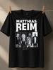 Matthias Reim Kräftige Namensschriftzüge Mit Vier Monochromen Bühnenfotos Und Signaturstil Musik Unisex Alle T-Shirts