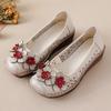 New Exquisite Cow Leather Wedged Flats Women Handmade Cutout Flower Moccasins Woman Antique Slip On Shoes Ladies Elegant Flats