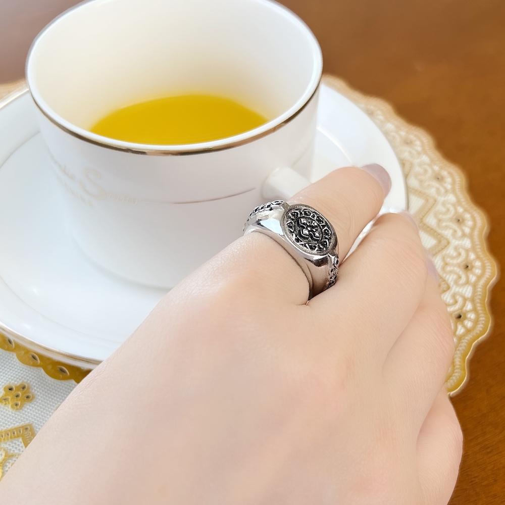 Iconic Cross Signet Ring,Europe Style Jewerly for Women Men New Vintage Gift in 925 Sterling Silver