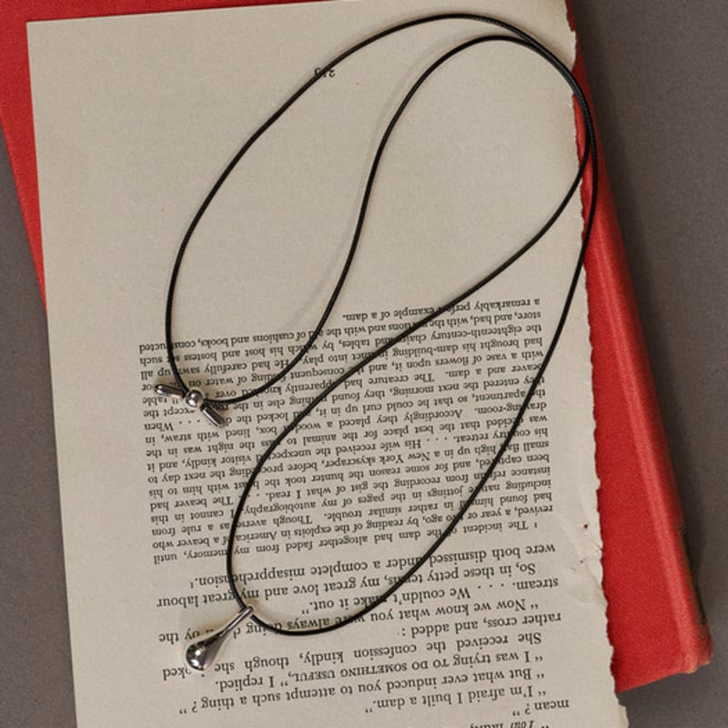 Hei bottle pendant leather necklace