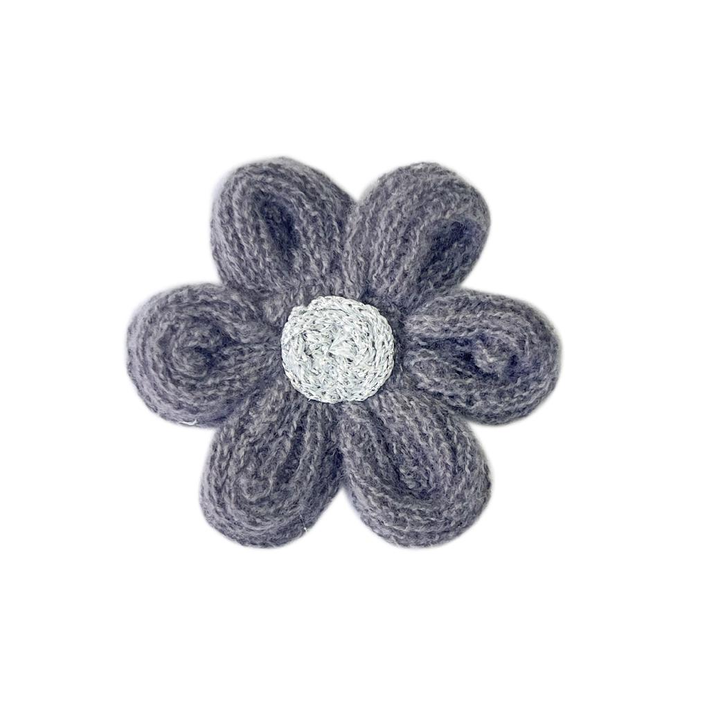 Cute Wool Knitted Flower Jewelry Handmade Diy Six-Petal Flower Accessories Hair Accessories Corsage Clothing Accessories