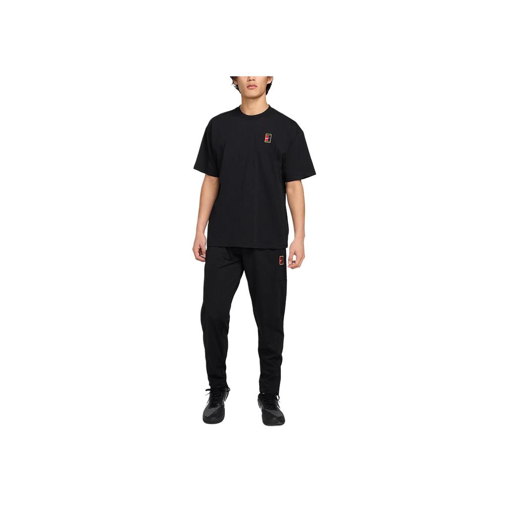 Nike Męski T-shirt z krótkim rękawem z okrągłym dekoltem i luźnym krojem z solidnym logo Czarny HJ3363-010