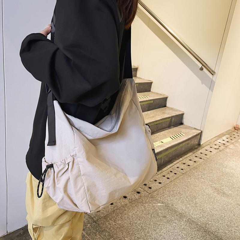 Повседневная нейлоновая сумка через плечо для мужчин и женщин чёрный — фото 20