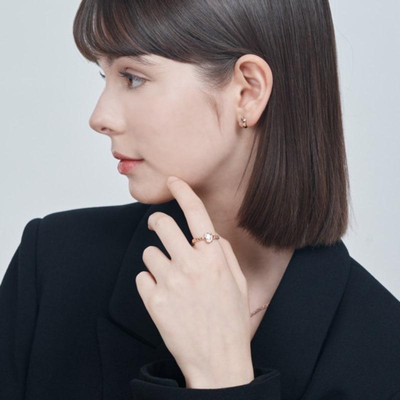 ELLE Jewelry Vivid Party Oval Cubic Ring ELBRWR134