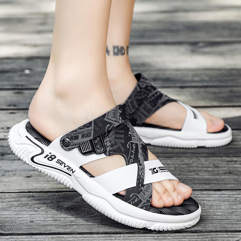 Casual Flip-flops Men's Summer Non-slip Outdoor Sandals Light Fashion Comfortable Men's Shoes Beach Walking Flip-flops