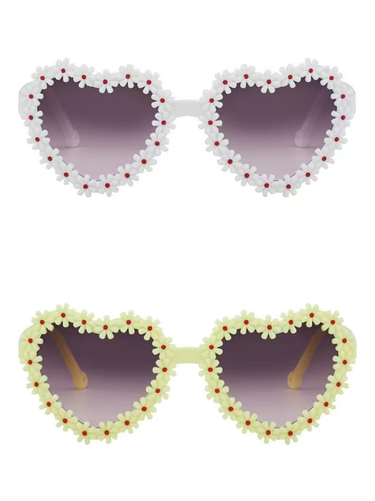 Cute Heart Flower Sunglasses for Kids Girls Boys, New Fashion Love Frame Sun Glasses UV400 Protection Shades Gift for Children
