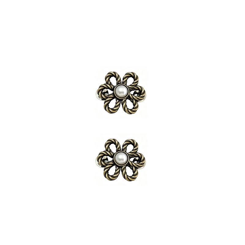 2/4Pcs No‑Sew Flower Pearl Waist Buckle Detachable Pants Waist Reducing Clip Fashion Decor Brooch for Jeans Skirt Shirt Outfit