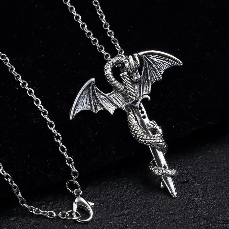 Pterosaur wrapped sword, necklace, punk rock style, Dragon Sword sweater chain, European and American fashion retro, metallic personality