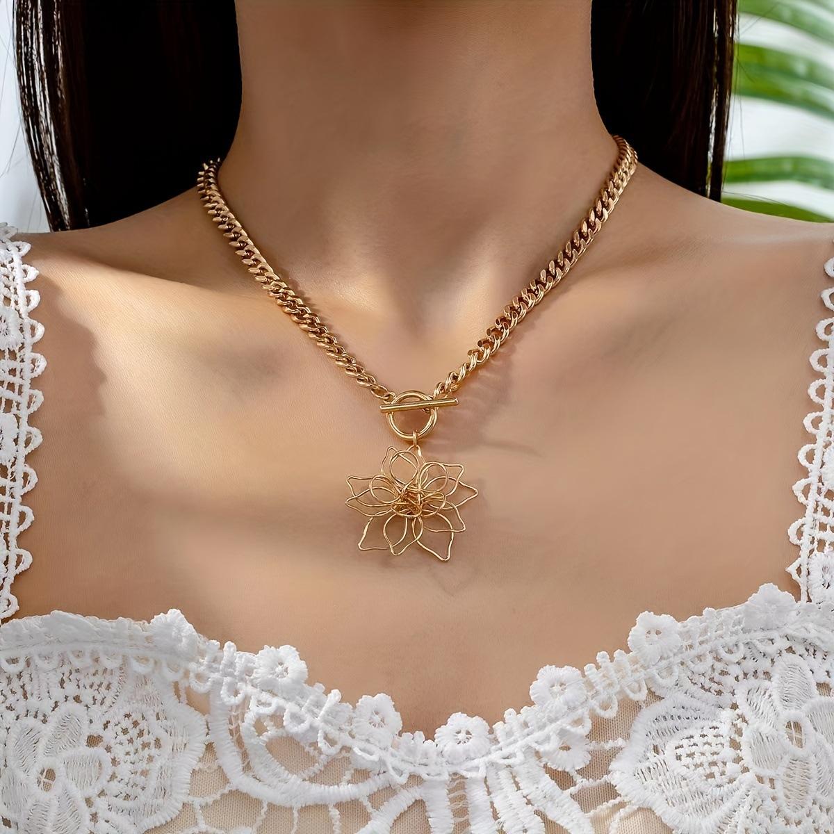 

New fashion OT buckle Cuban chain flower pendant Middle Eastern handmade multi-layer woven flower necklace золотий