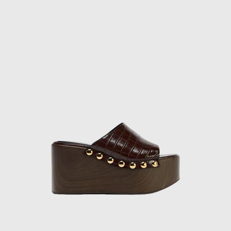 Fashion Wedges rivet Slippers for Women Platform Sandals Woman Summer Chunky Solid Color Round Head Woman Thick Sole Beach Shoes