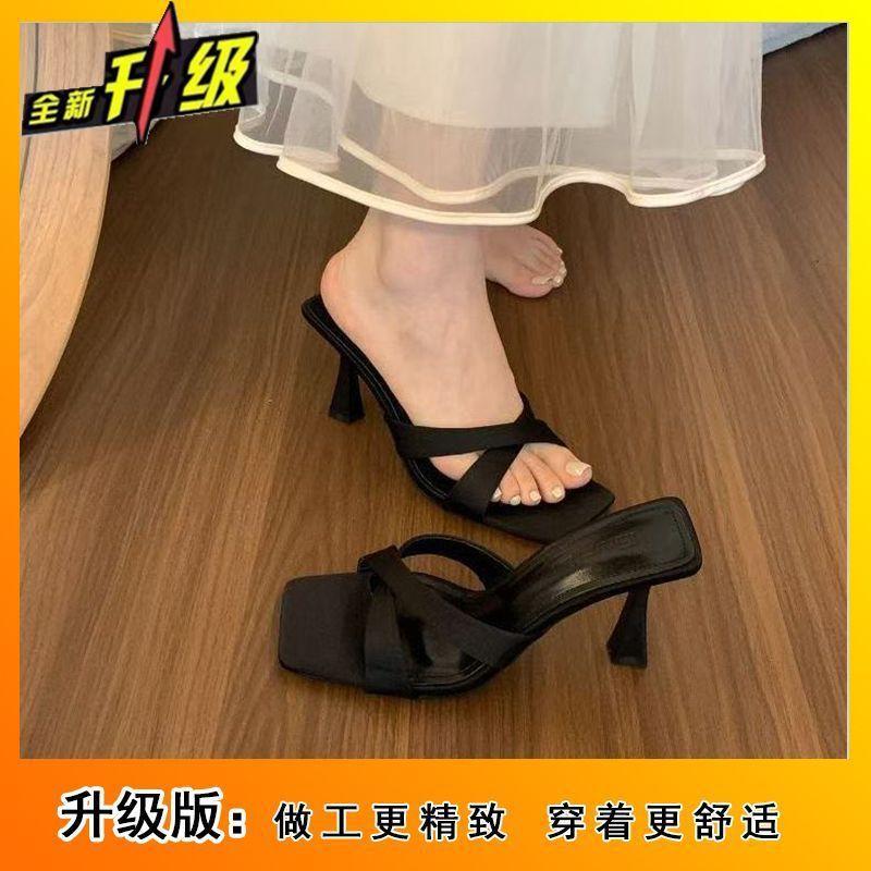 One-word square head French high heels for women's summer wear 2025 new fashion temperament retro open-toed stiletto sandals