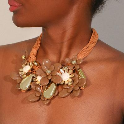Statement Necklace with Flowers Design for Women Trendy Beach Party Jewelry