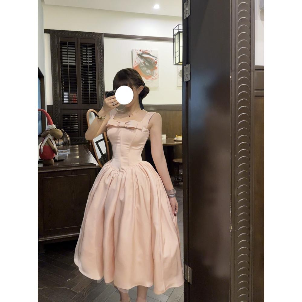 Unique and Beautiful Summer-like Bow Slip Dress, Girly Fashion Temperament, Waist-cinching Long Skirt