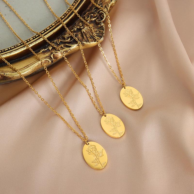 Personalized Retro Exquisite Rose Pattern Oval Pendant Necklace Versatile Empress Dowager Personality Collarbone Chain Jewelry