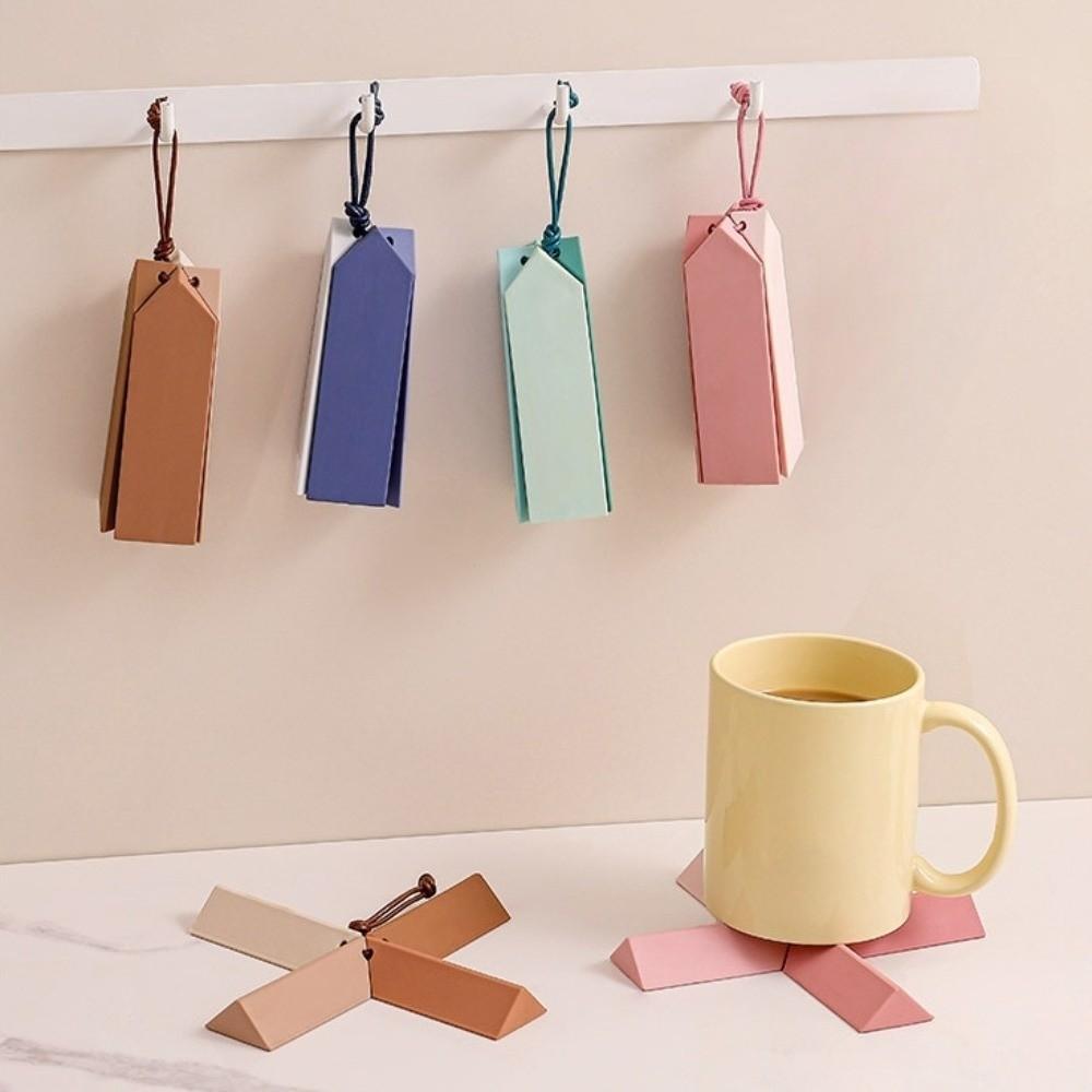 Waterproof Foldable Trivet Mat Stable Slip-Resistant Cup Mat Silicone Dining Pot Mat  Kitchen Use