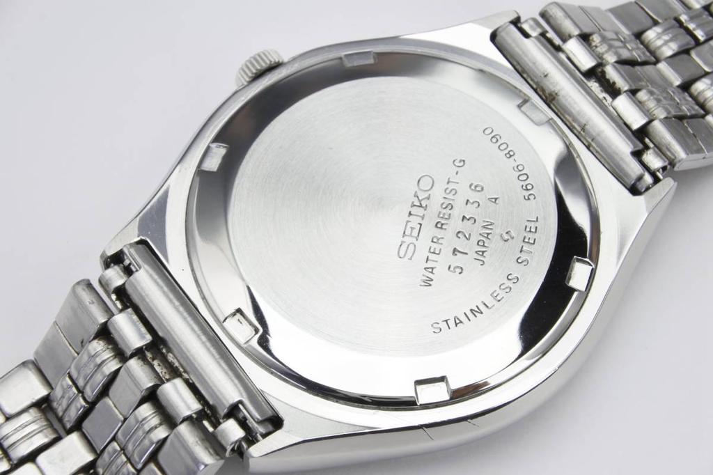 A renowned 1975 SEIKO Lord Matic 23 automatic winding manufactured at the Suwa recently serviced and in excellent Japanese-made timepiece 5606-8090
