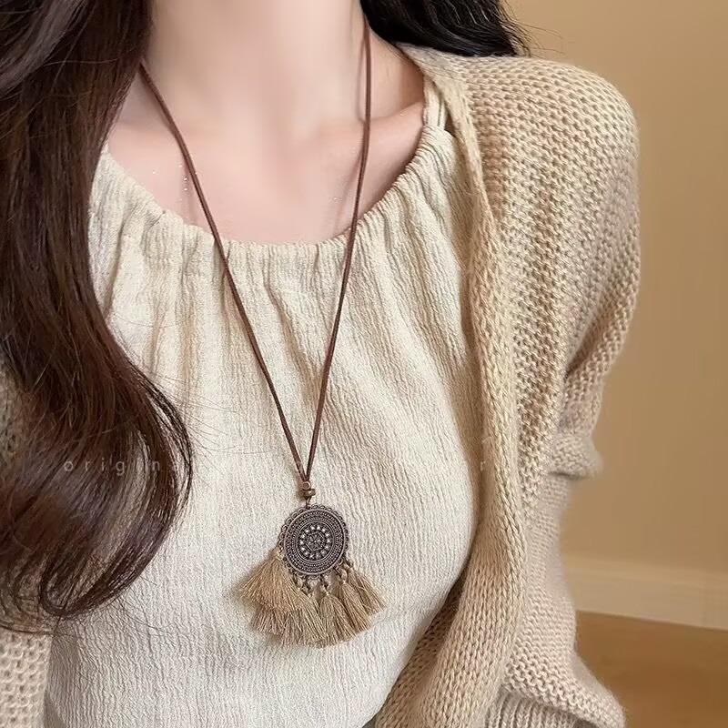 Long fringed necklace women's retro Zen niche sweater chain versatile Yunnan accessories