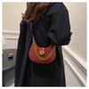 Light Luxury Crescent Bag, Fashionable Versatile, Temperament Commuting Choice.