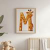 Żyrafa Z Literką M - Plakat Dla Dzieci Żyrafa Z Literką M - Plakat Dla Dzieci, 40X50 Cm, Rama Aluminiowa Czarna, Papier Matowy 230 Gsm