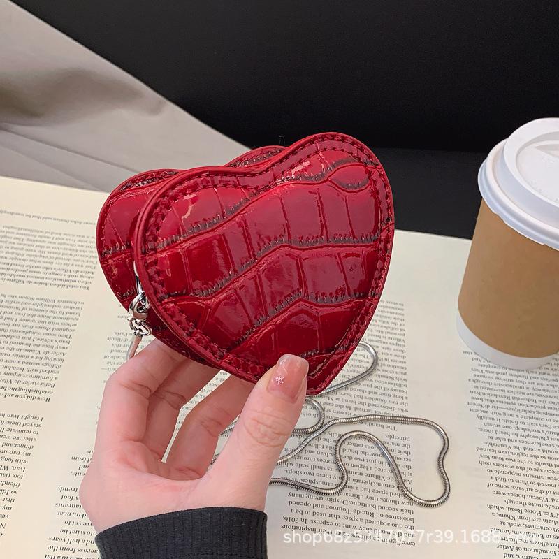 Niche Design Exquisite Peach Heart Bag Crocodile Print Chain Single Shoulder Crossbody Cross-body Women's Bag 2025 New Personalized Love Bag