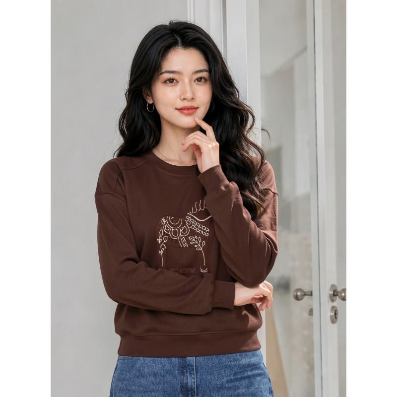 Basic House Women's Embroidered Crewneck Sweatshirt