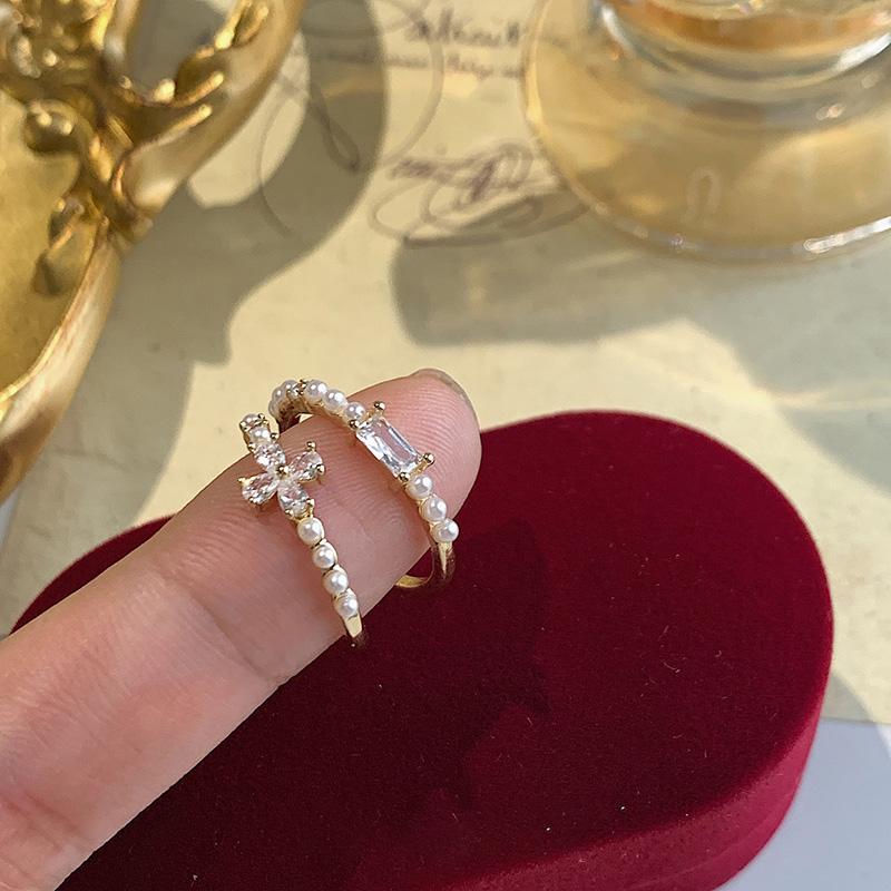 Luxury Imitation Pearl Zircon Woman Ring Flower Cross Index Finger Rings Open Adjustable Wedding Jewelry Designer Aesthetic Accessory Female Gift
