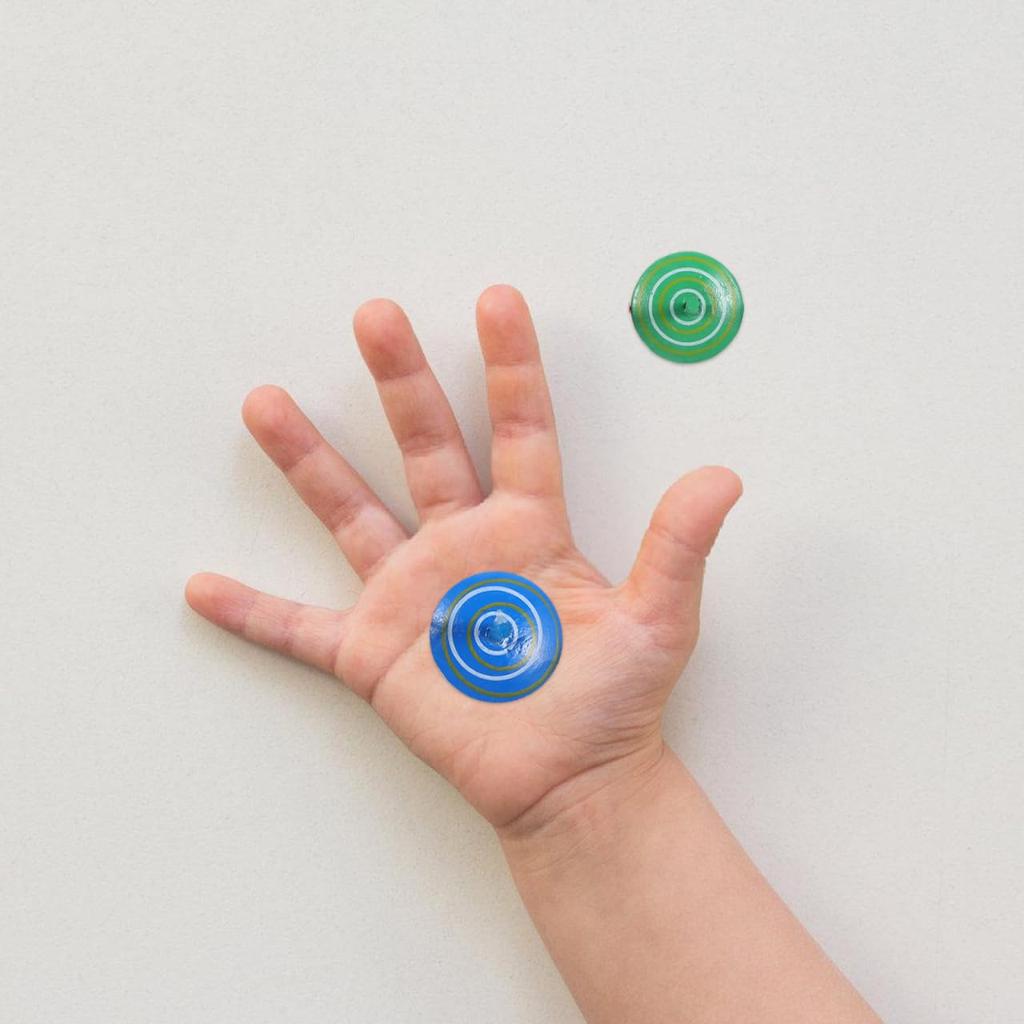 Generic 25-Piece Wooden Spinning Top Set, Fun, Hand-Cranked Peg-Top Toys for Kids, Small Top Accessories, Decompression Toys, Random Colors