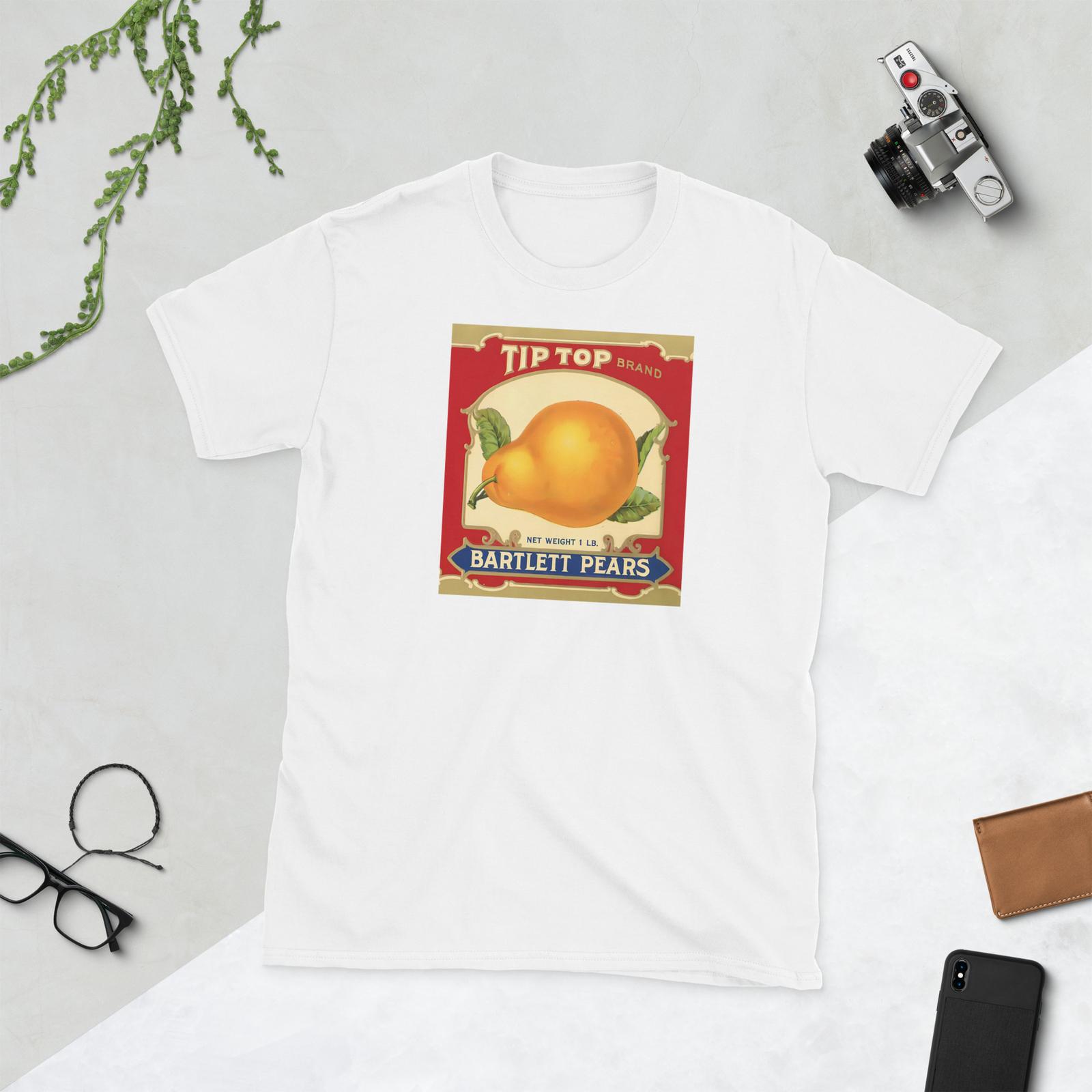 

Vintage Food Label, Tip Top Bartlett Pears T-Shirt Mens Womens Tees Top 3XL