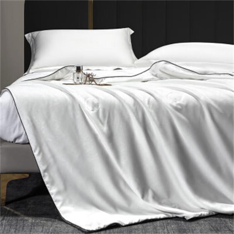 

BAMBOO IMPRESSION Mulberry Silk Duvet Insert