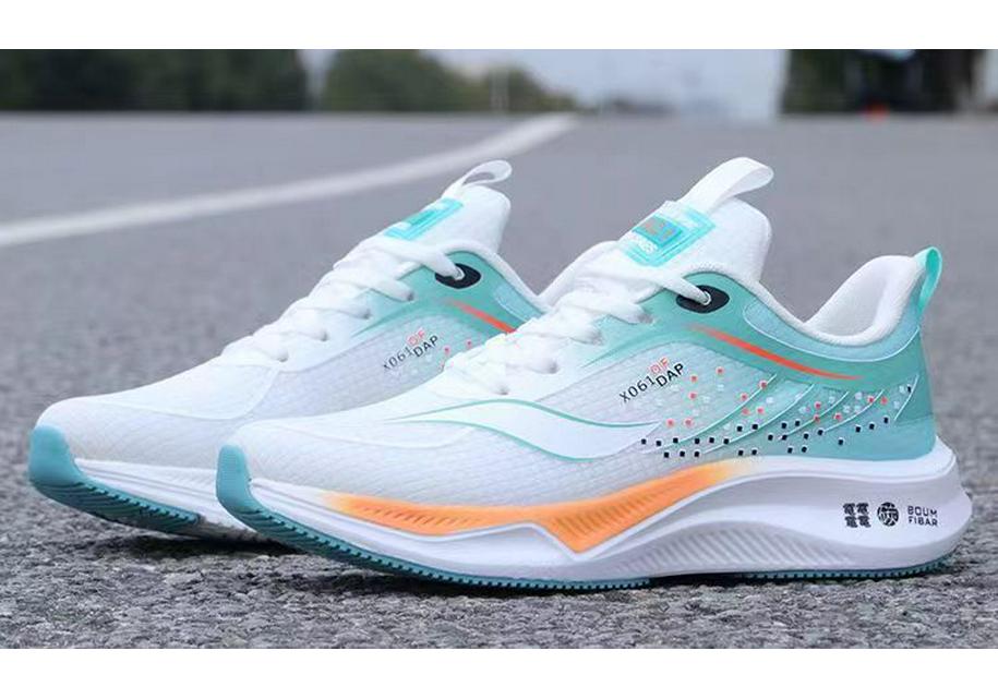Men's Spring Breathable Mesh Running Shoes - Trendy, Lightweight, Low-Top with Thick Sole for Teens