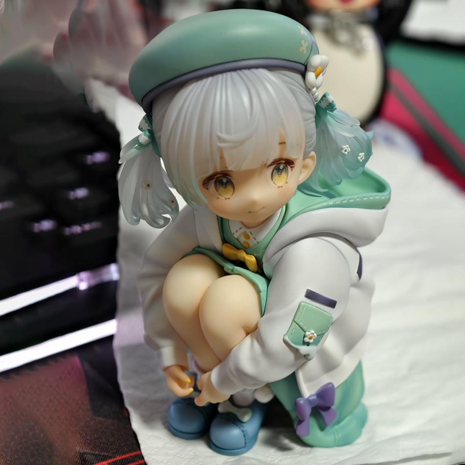 Frieren Beyond Journey'S End Frieren Treasure Box Sitting Posture Figures Collection Figures Model Toys Monster Anime Figure Toy