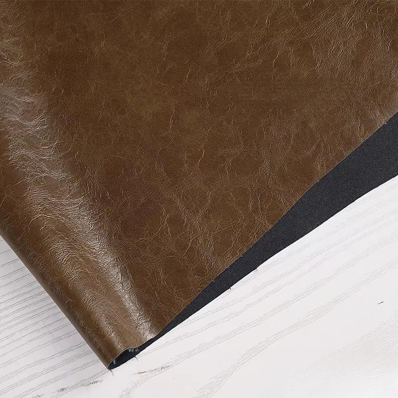 100x138cm PU Deri Kumaş Parlak Yumuşak Deri Yağlı Mumlu Deri Tasarımcı Su Geçirmez Kendin Yap Dikiş Ceket Pantolon Trend Giysiler İçin