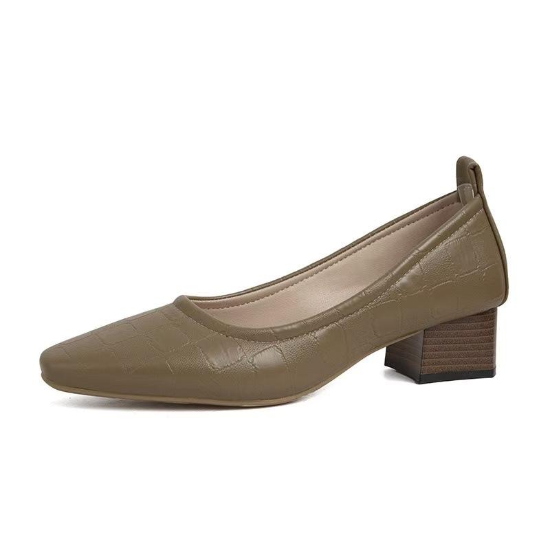 Spring and Summer New Small Heels Simple Lady Temperament Soft Leather Not Grinding Feet Pointed Single Shoes Low Heel High Heels