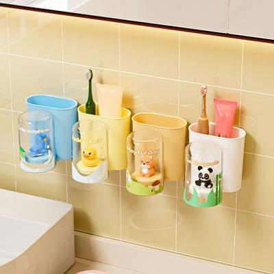 Koupelna a záchod – Držáky na zubní kartáčky