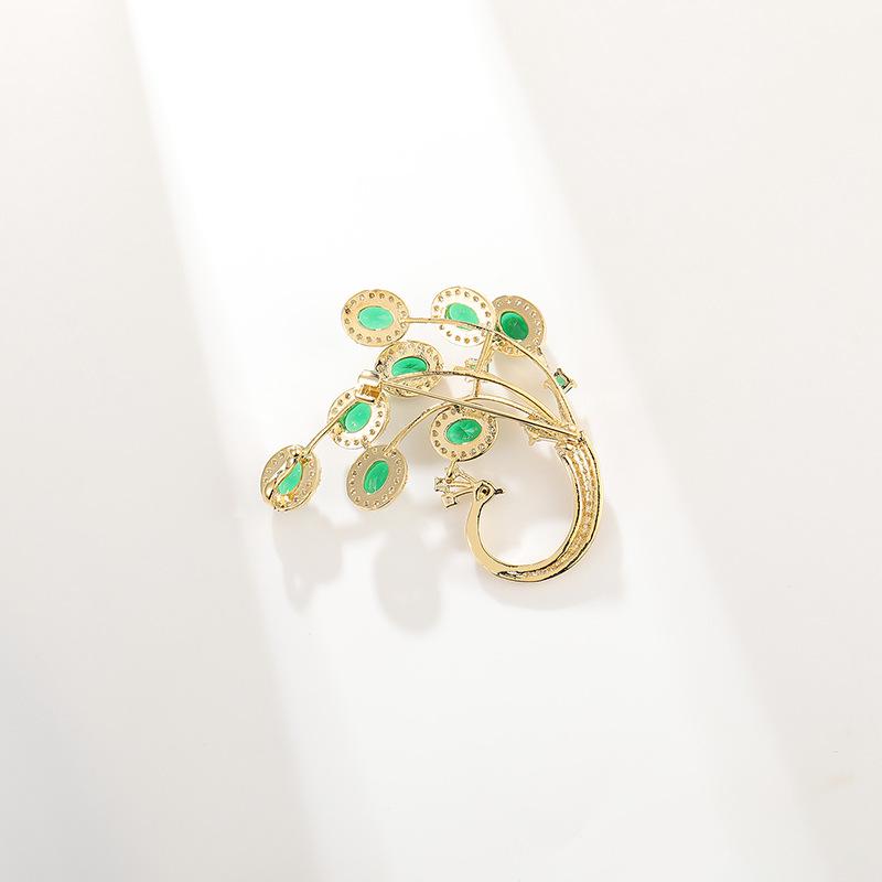 Phoenix Brooch: Chinese-Style Colorful Zirconia Pin for Women's Suits and Sweaters