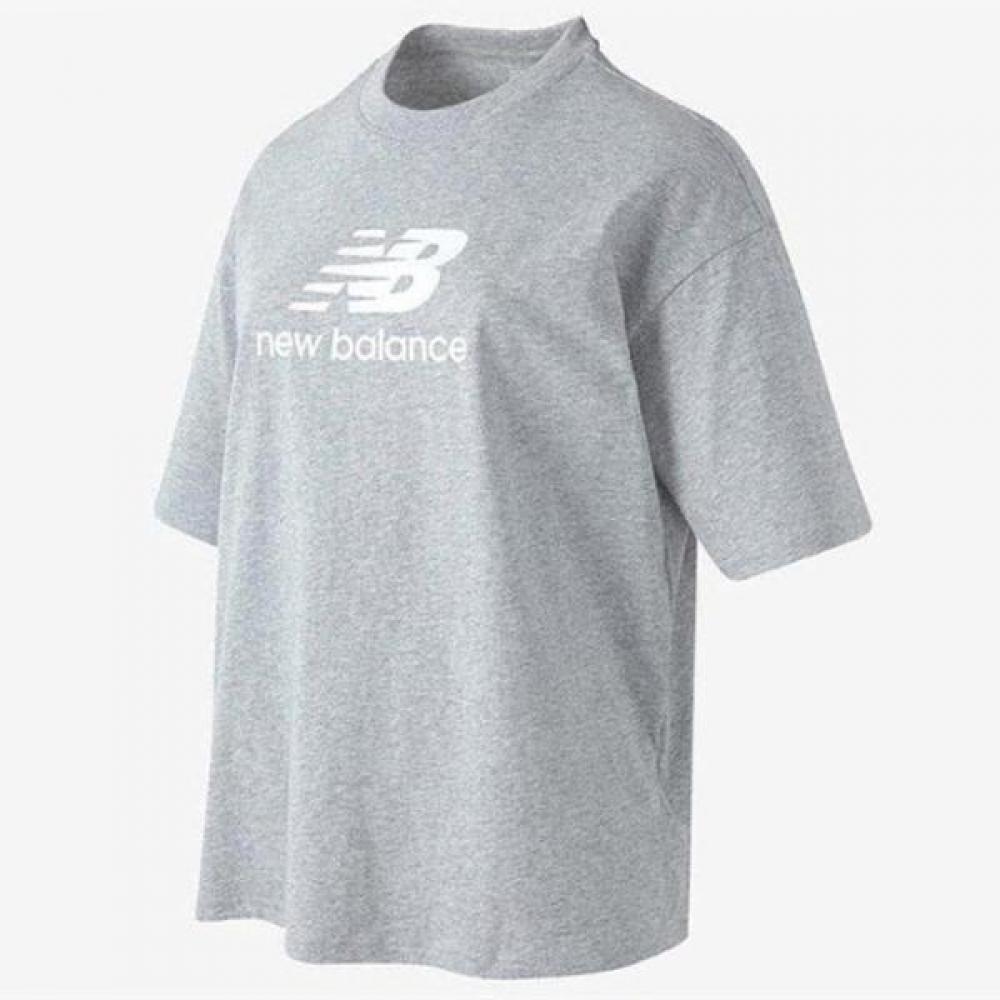 

New Balance Short Sleeve Essential Over Short Sleeve Nbned2s062 15 90(M)
